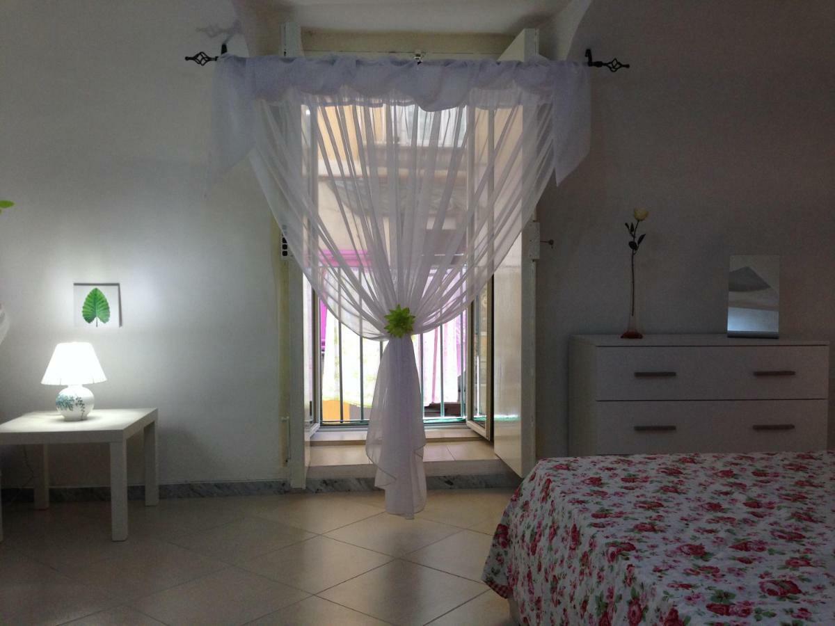 Il Cuore Di Napoli Villa Exterior foto